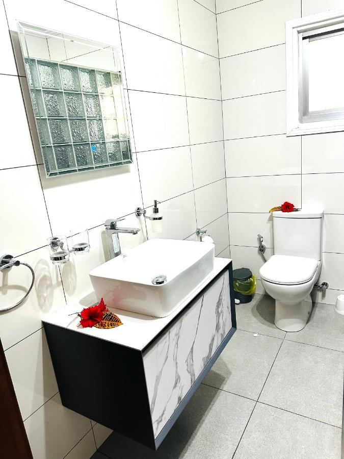 88 Days Self Catering Holidays & Accomodation Baie Lazare  Екстер'єр фото